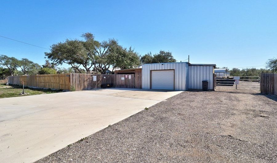 1045 N McCampbell, Aransas Pass, TX 78336 - 2 Beds, 2 Bath