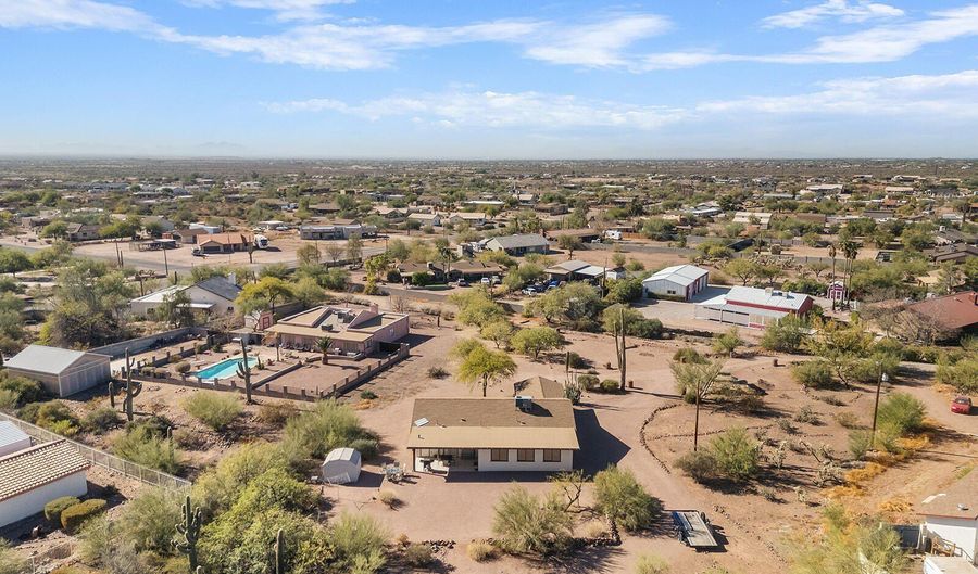 125 N VAL VISTA Rd, Apache Junction, AZ 85119 - 3 Beds, 2 Bath