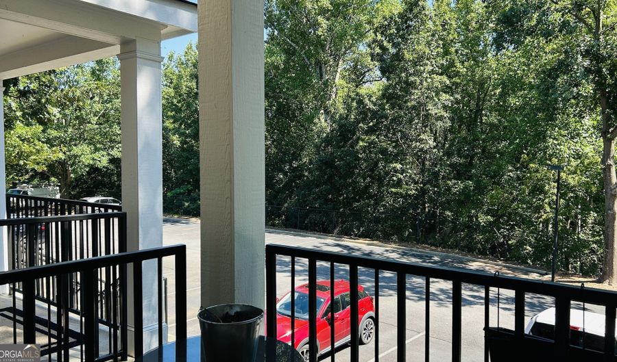 1035 Barnett Shls APT 621, Athens, GA 30605 - 2 Beds, 3 Bath