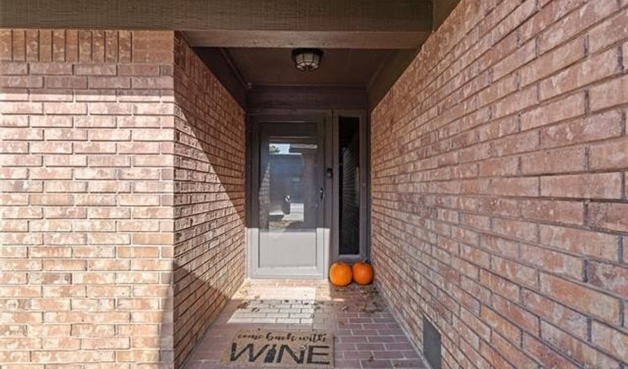 36 Overland St, Ardmore, OK 73401 - 3 Beds, 4 Bath