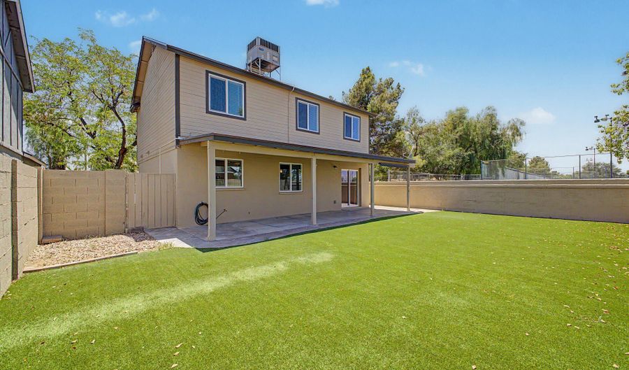 1326 W BOXELDER Ct, Chandler, AZ 85224 - 4 Beds, 3 Bath