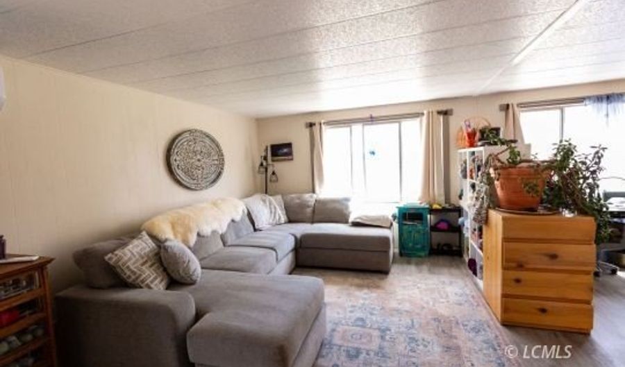 18552 Twenty Mile Rd, Adel, OR 97620 - 2 Beds, 2 Bath