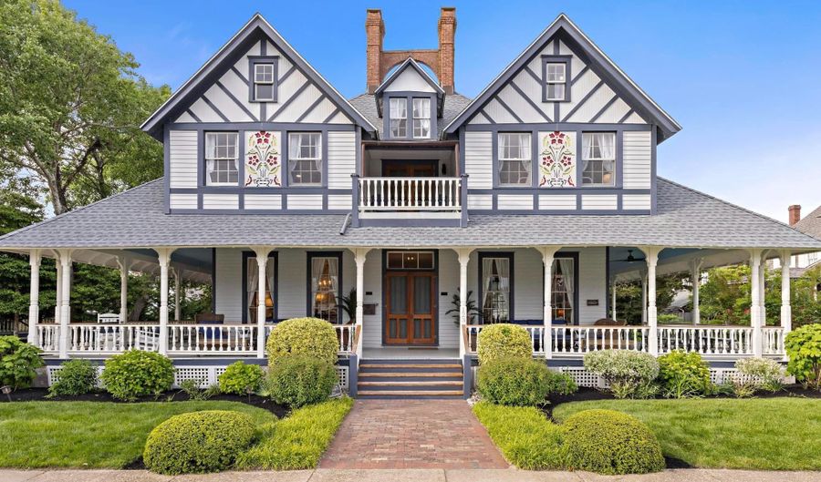 123 CORAL St, Beach Haven, NJ 08008 - 8 Beds, 6 Bath
