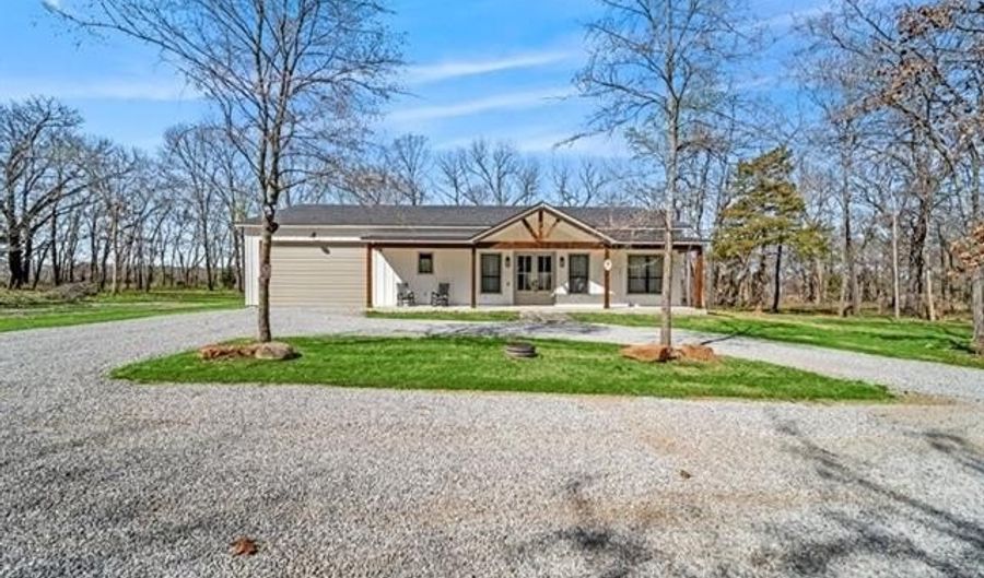 450251 E 340 Rd, Afton, OK 74331 - 3 Beds, 3 Bath
