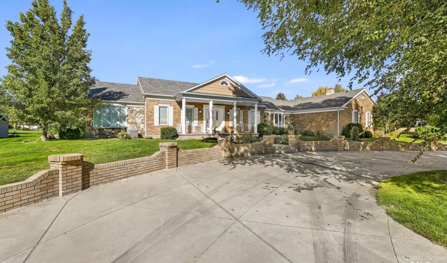 162 Aspen Crest Ln, Burley, ID 83318 - 4 Beds, 4 Bath