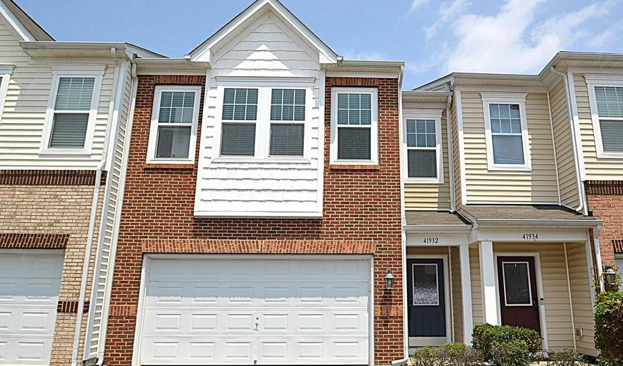 41932 STONEYFORD Ter, Aldie, VA 20105 - 3 Beds, 3 Bath