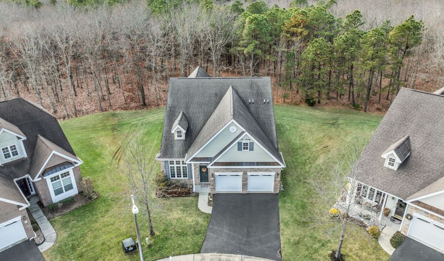 33 Quincy Ter, Barnegat, NJ 08005 - 3 Beds, 3 Bath