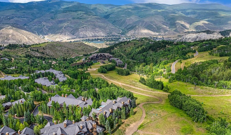 206 Bear Paw A12, Avon, CO 81620 - 4 Beds, 5 Bath