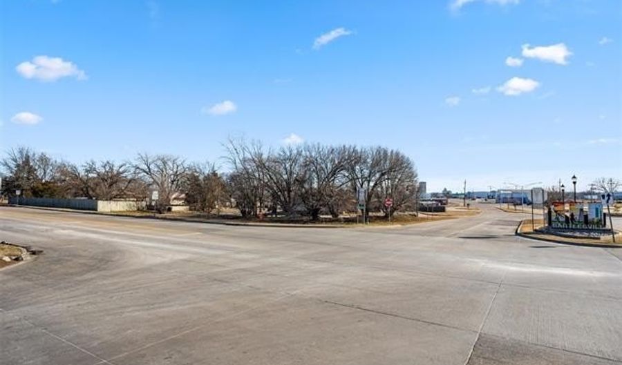 1840 SW Frank Phillips Blvd, Bartlesville, OK 74003 - 0 Beds, 0 Bath