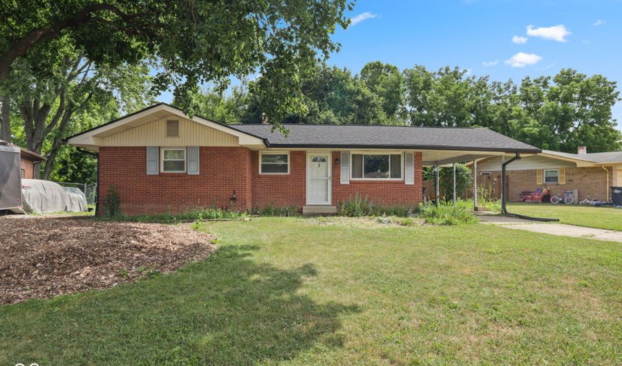 9 Kiefer Ct, Beech Grove, IN 46107 - 3 Beds, 2 Bath