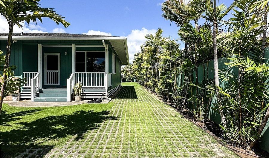 535 Maluniu Ave, Kailua, HI 96734 - 3 Beds, 3 Bath