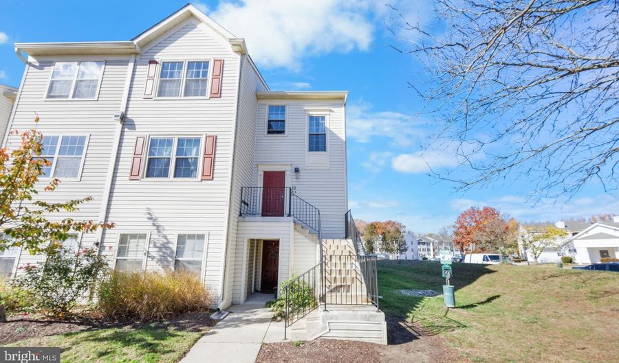 10- L SANDSTONE Ct, Annapolis, MD 21403 - 3 Beds, 2 Bath
