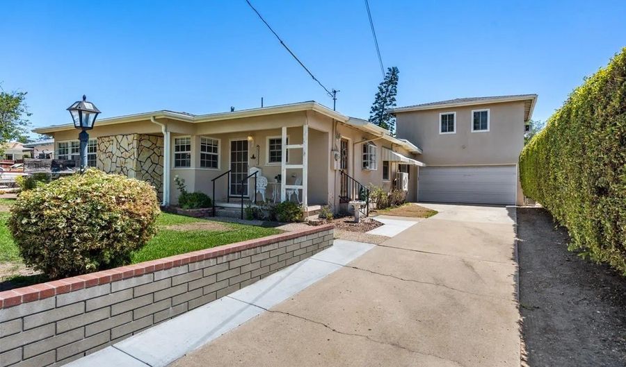 6031 Sinton, La Mesa, CA 91942 - 3 Beds, 2 Bath