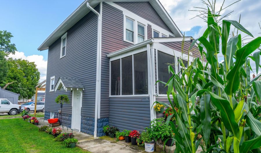462 S Eureka Ave, Columbus, OH 43204 - 4 Beds, 2 Bath