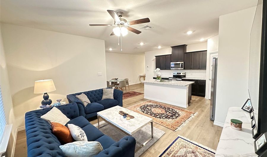 809 Lone Rock Dr, Anna, TX 75409 - 3 Beds, 3 Bath
