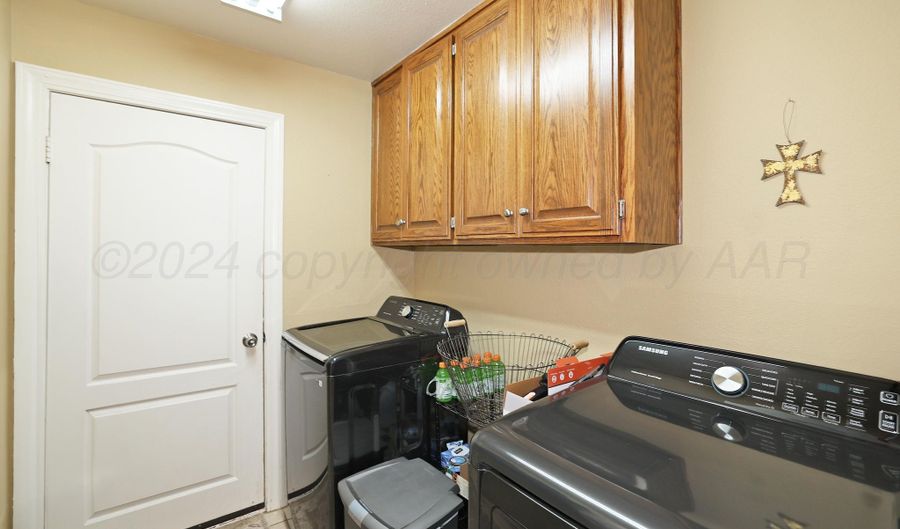 6020 GREENWAYS Dr, Amarillo, TX 79119 - 3 Beds, 2 Bath