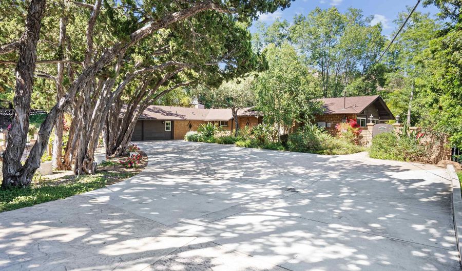 4201 Avenida Gregory, Spring Valley, CA 91977 - 4 Beds, 3 Bath