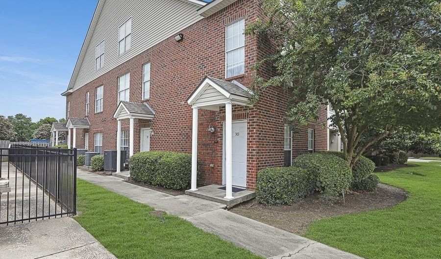 4625 Burbank Dr #301, Baton Rouge, LA 70820 - 2 Beds, 2 Bath