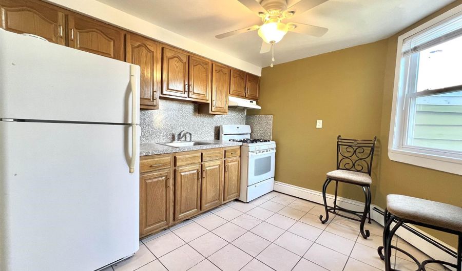 74 PROSPECT Ave 4, Bayonne, NJ 07002 - 1 Beds, 1 Bath