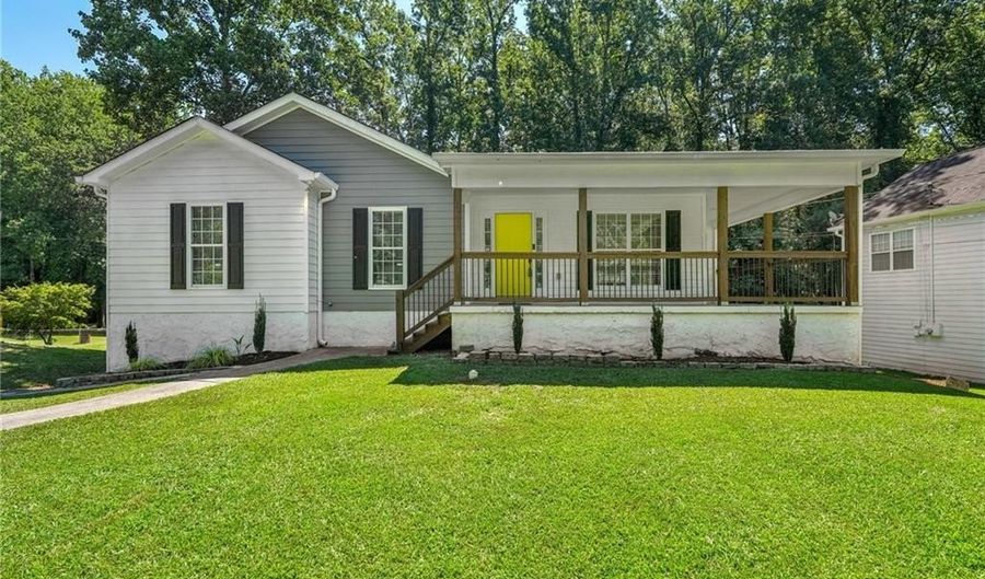 6111 Pine Cone Ln, Austell, GA 30168 - 4 Beds, 3 Bath