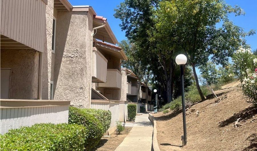 5800 Kanan Rd 167, Agoura Hills, CA 91301 - 2 Beds, 2 Bath