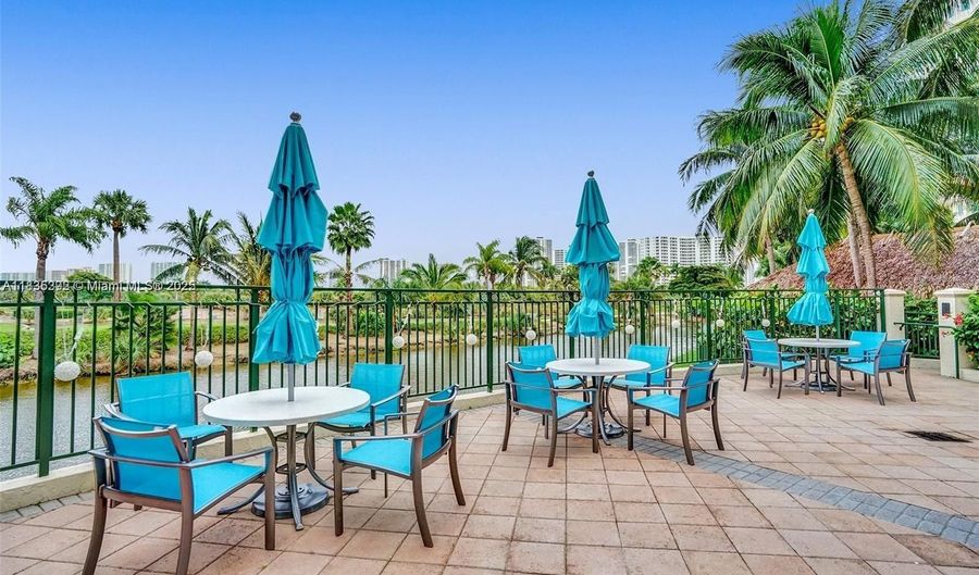 19501 W Country Club Dr 1611, Aventura, FL 33180 - 1 Beds, 1 Bath
