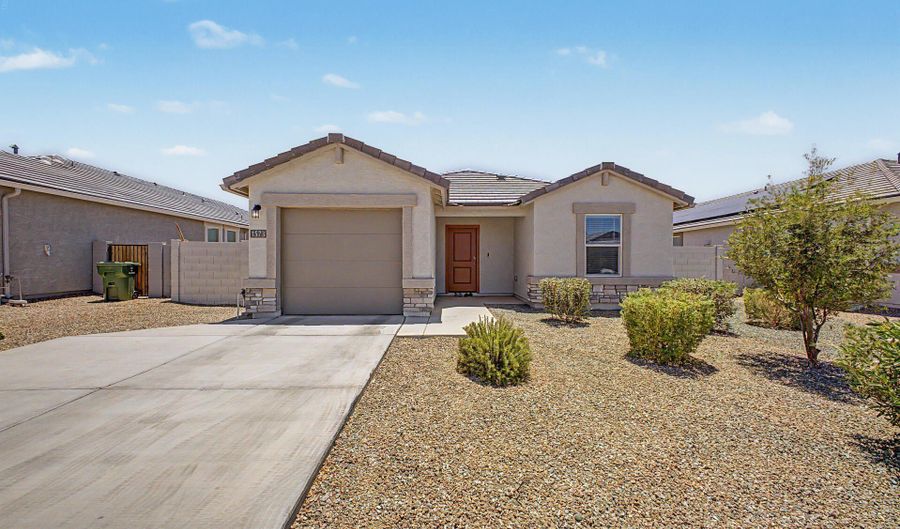 1573 E SQUIRE Dr, Casa Grande, AZ 85122 - 2 Beds, 2 Bath