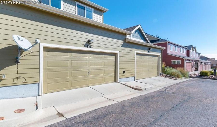 8760 Eckberg Hts, Colorado Springs, CO 80924 - 3 Beds, 3 Bath