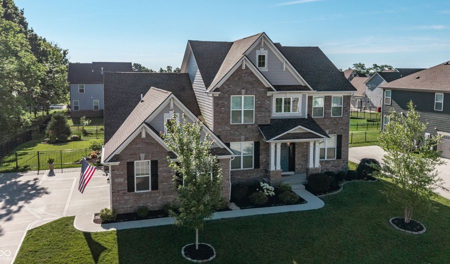 4049 Forbes Rd, Bargersville, IN 46106 - 5 Beds, 5 Bath