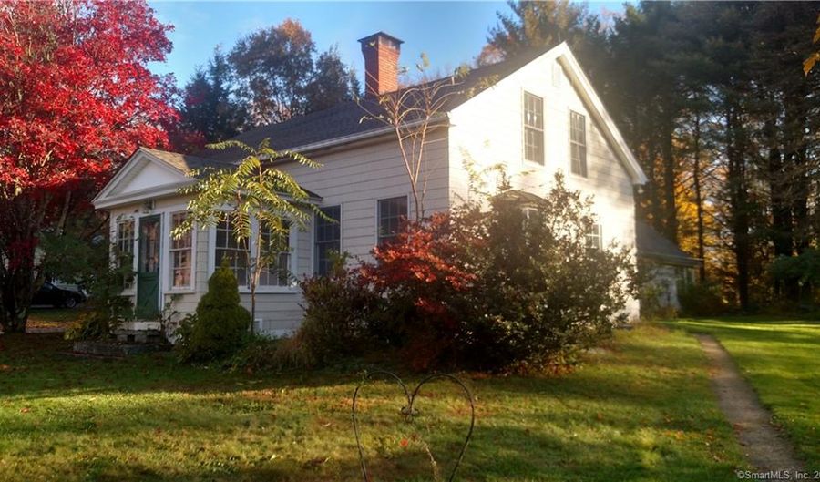 17 Old Farms Rd, Willington, CT 06279 - 2 Beds, 1 Bath