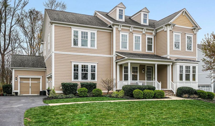 24843 QUIMBY OAKS Pl, Aldie, VA 20105 - 6 Beds, 6 Bath