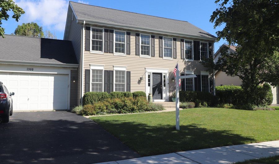 1900 Waverly Ln, Algonquin, IL 60102 - 4 Beds, 3 Bath