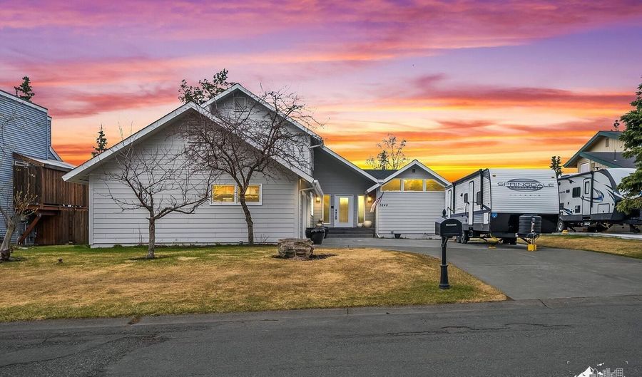 3840 Delwood Pl, Anchorage, AK 99504 - 4 Beds, 4 Bath