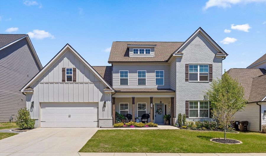 3324 Grassy Fields Ln, Apison, TN 37302 - 4 Beds, 4 Bath