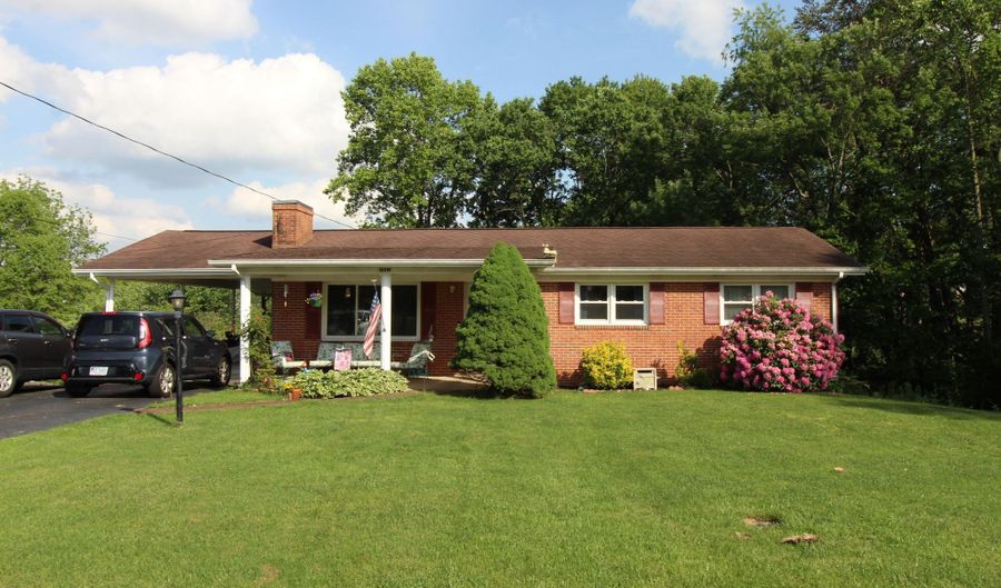 16319 Mary St, Abingdon, VA 24210 - 4 Beds, 2 Bath