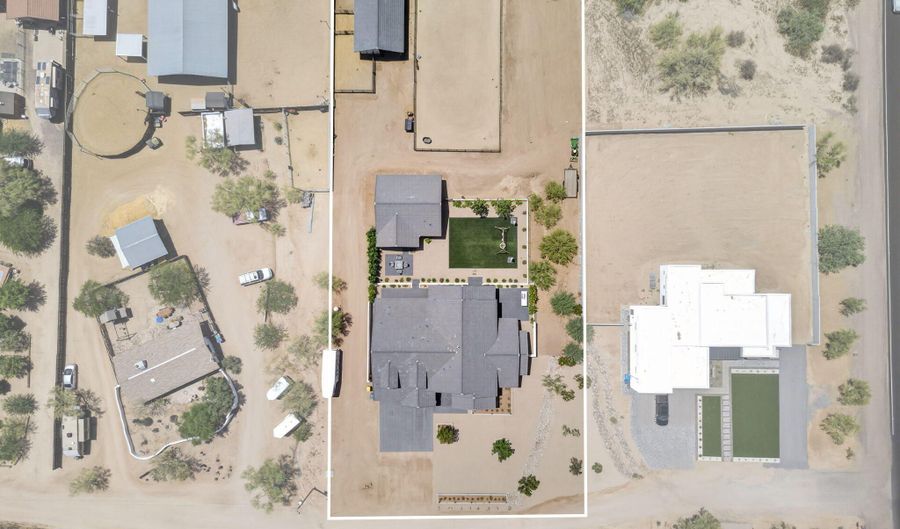 29714 N 63rd St, Cave Creek, AZ 85331 - 5 Beds, 5 Bath