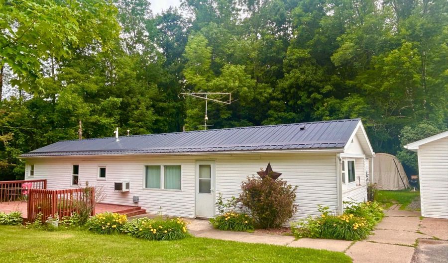 10534 COES Lndg, Argonne, WI 54511 - 2 Beds, 1 Bath