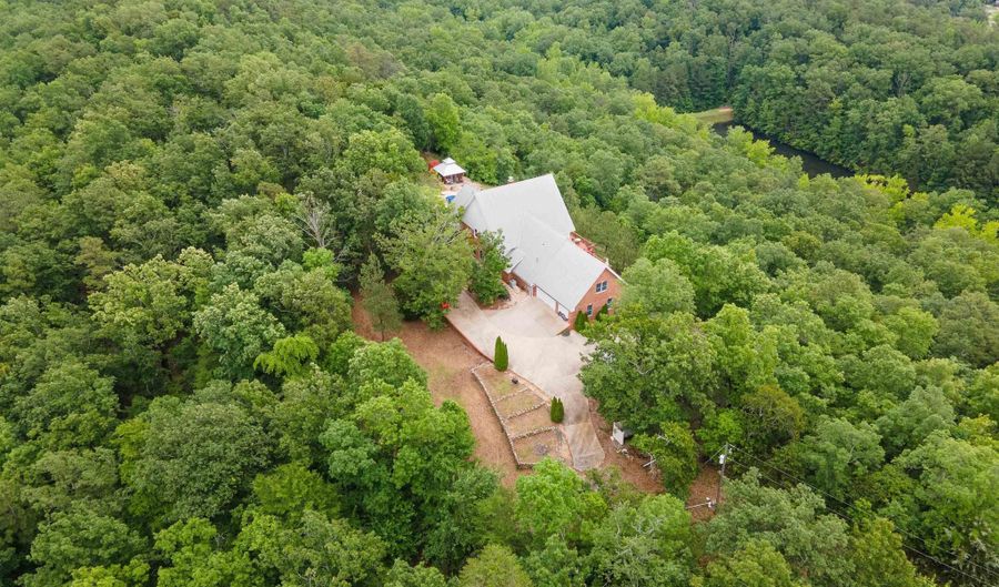327 RIDGEVIEW LAKE Rd, Alabaster, AL 35007 - 4 Beds, 5 Bath