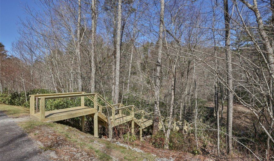 50 Laurel Ter, Highlands, NC 28741 - 5 Beds, 6 Bath