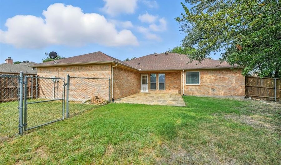 132 Shumard Dr, Aledo, TX 76008 - 3 Beds, 2 Bath