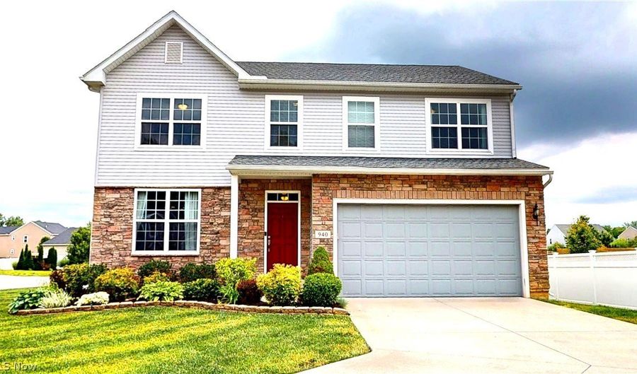 940 Longitude Ln, Amherst, OH 44001 - 5 Beds, 3 Bath