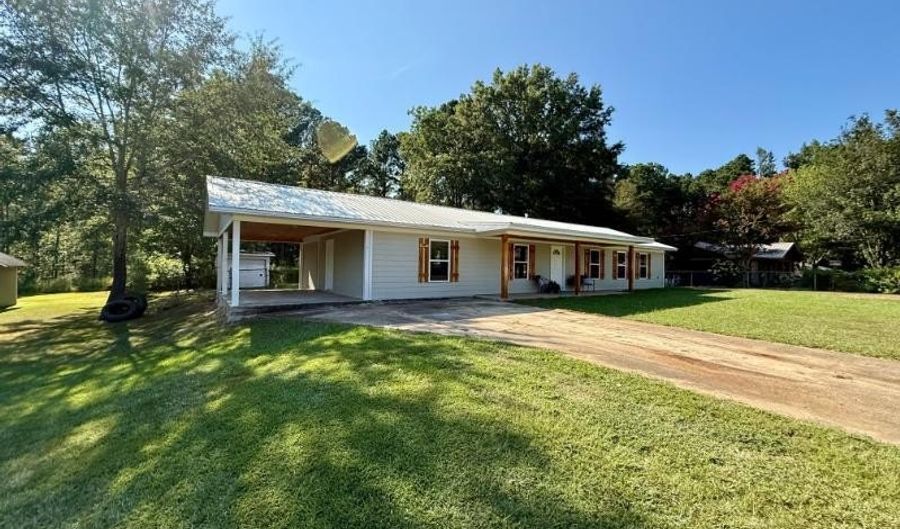 108 Walden, Booneville, MS 38829 - 3 Beds, 2 Bath