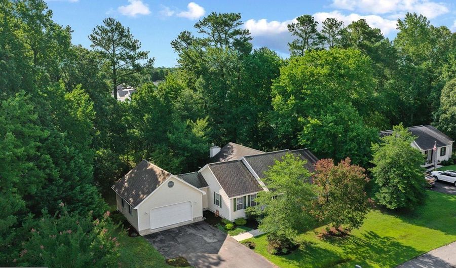 33873 N HERON Dr, Lewes, DE 19958 - 3 Beds, 2 Bath