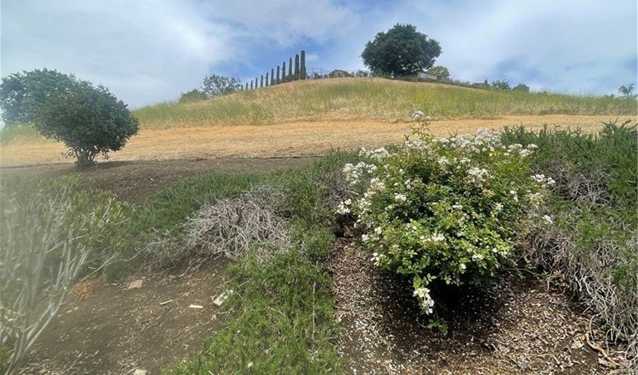 5800 Kanan Rd 273, Agoura Hills, CA 91301 - 3 Beds, 2 Bath