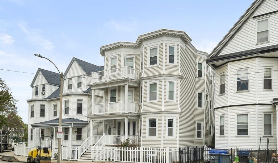 39-3 Edison 3A, Boston, MA 02125 - 3 Beds, 2 Bath