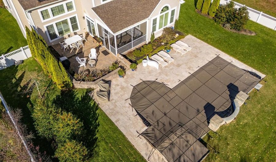 18529 ROSE Ct, Lewes, DE 19958 - 4 Beds, 3 Bath