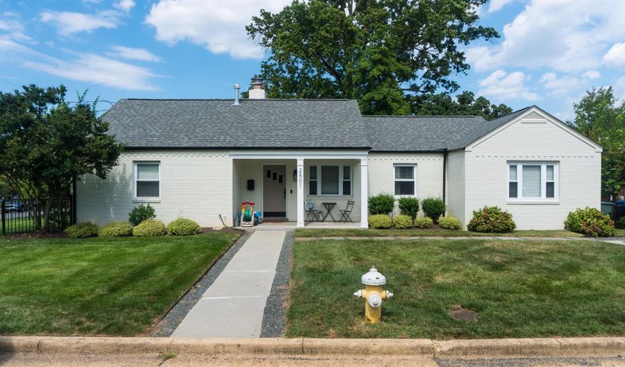 2501 CREST St, Alexandria, VA 22302 - 3 Beds, 2 Bath