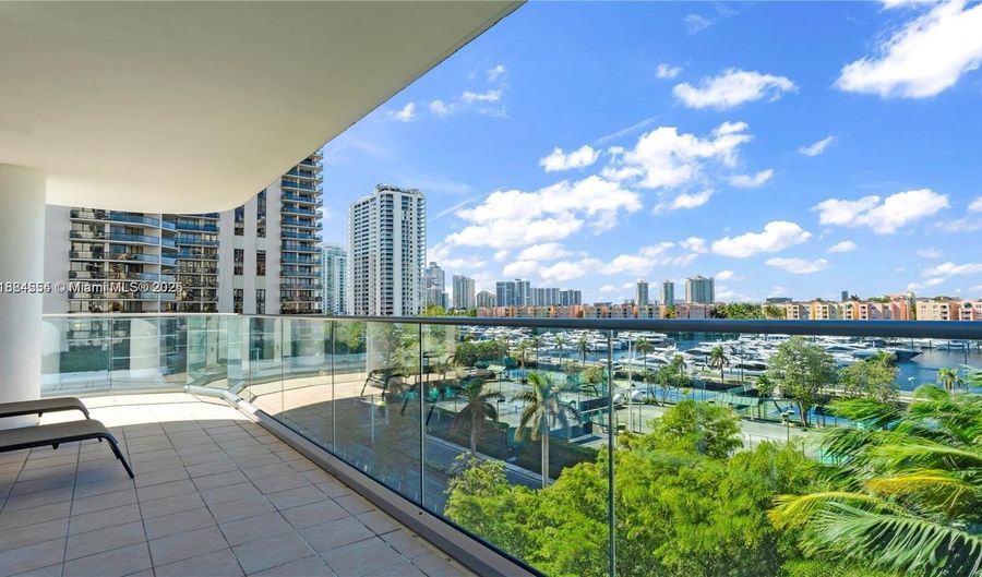19707 Turnberry Way 7D, Aventura, FL 33180 - 2 Beds, 2 Bath