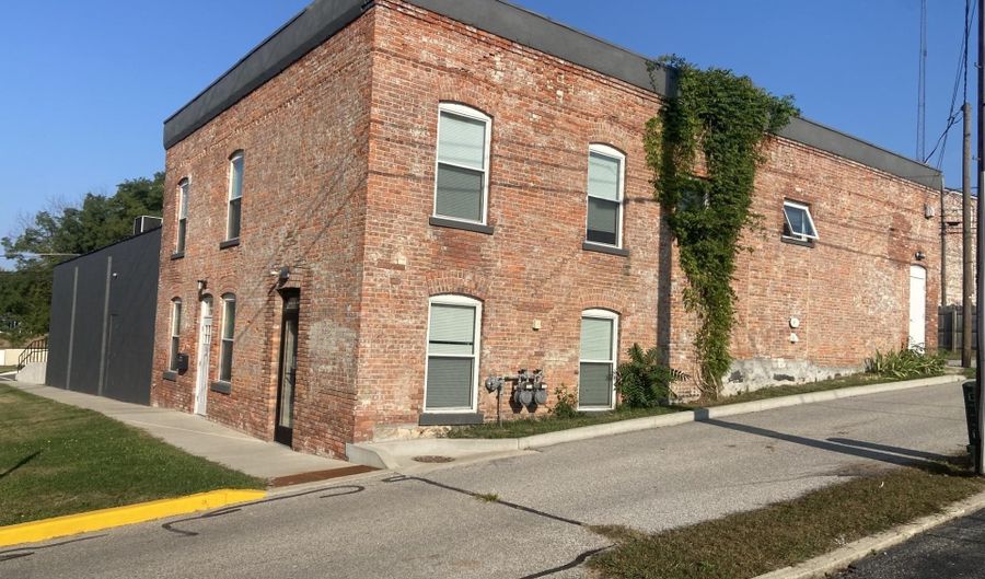 111 W Hazel St, Albion, IN 46701 - 0 Beds, 5 Bath