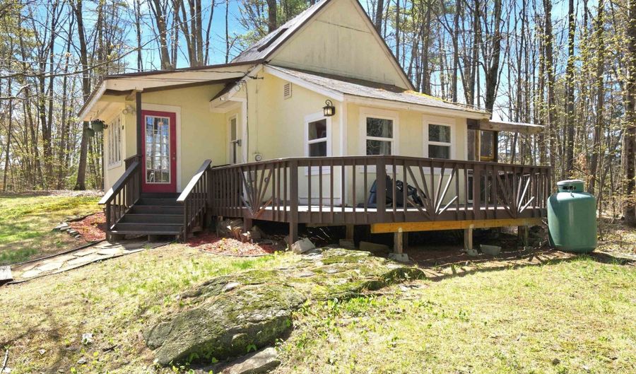 101 Canterbury Shore Dr, Canterbury, NH 03224 - 2 Beds, 1 Bath
